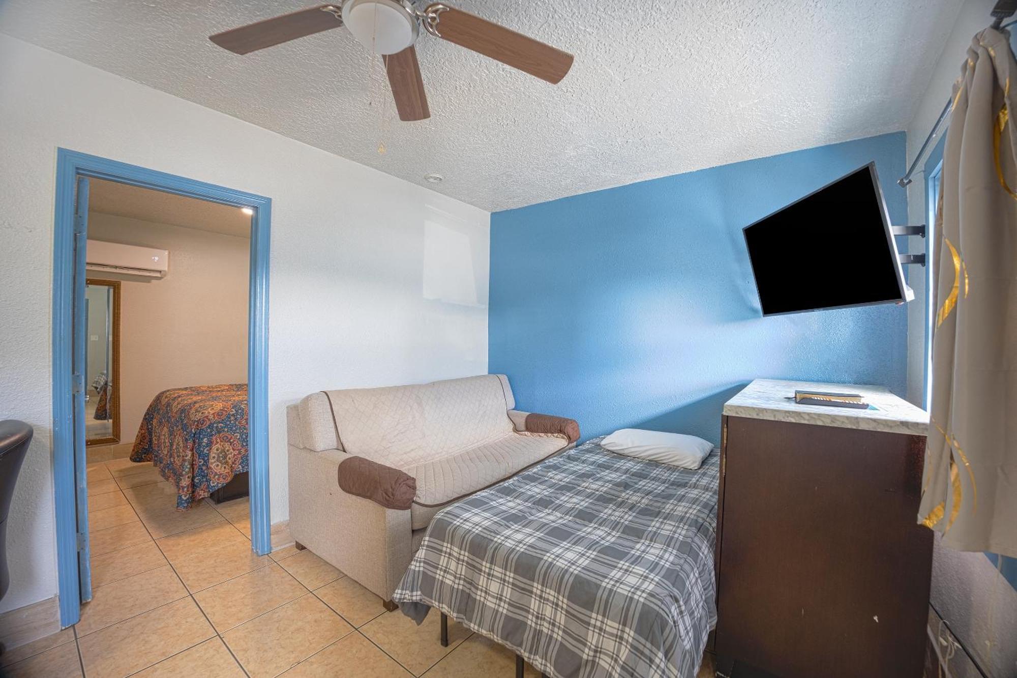 Aladdin Motel By Oyo Merritt Island Εξωτερικό φωτογραφία