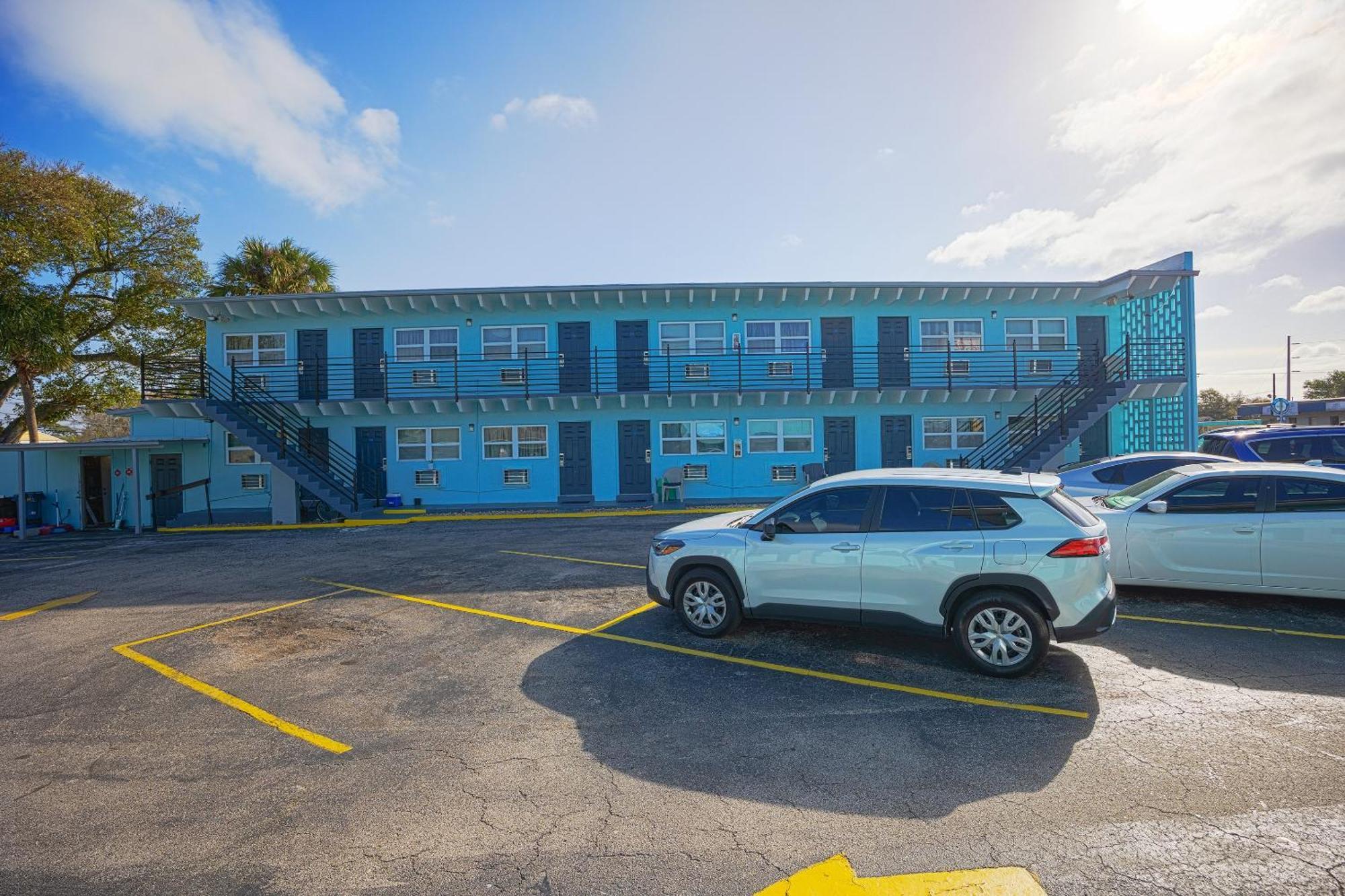 Aladdin Motel By Oyo Merritt Island Εξωτερικό φωτογραφία