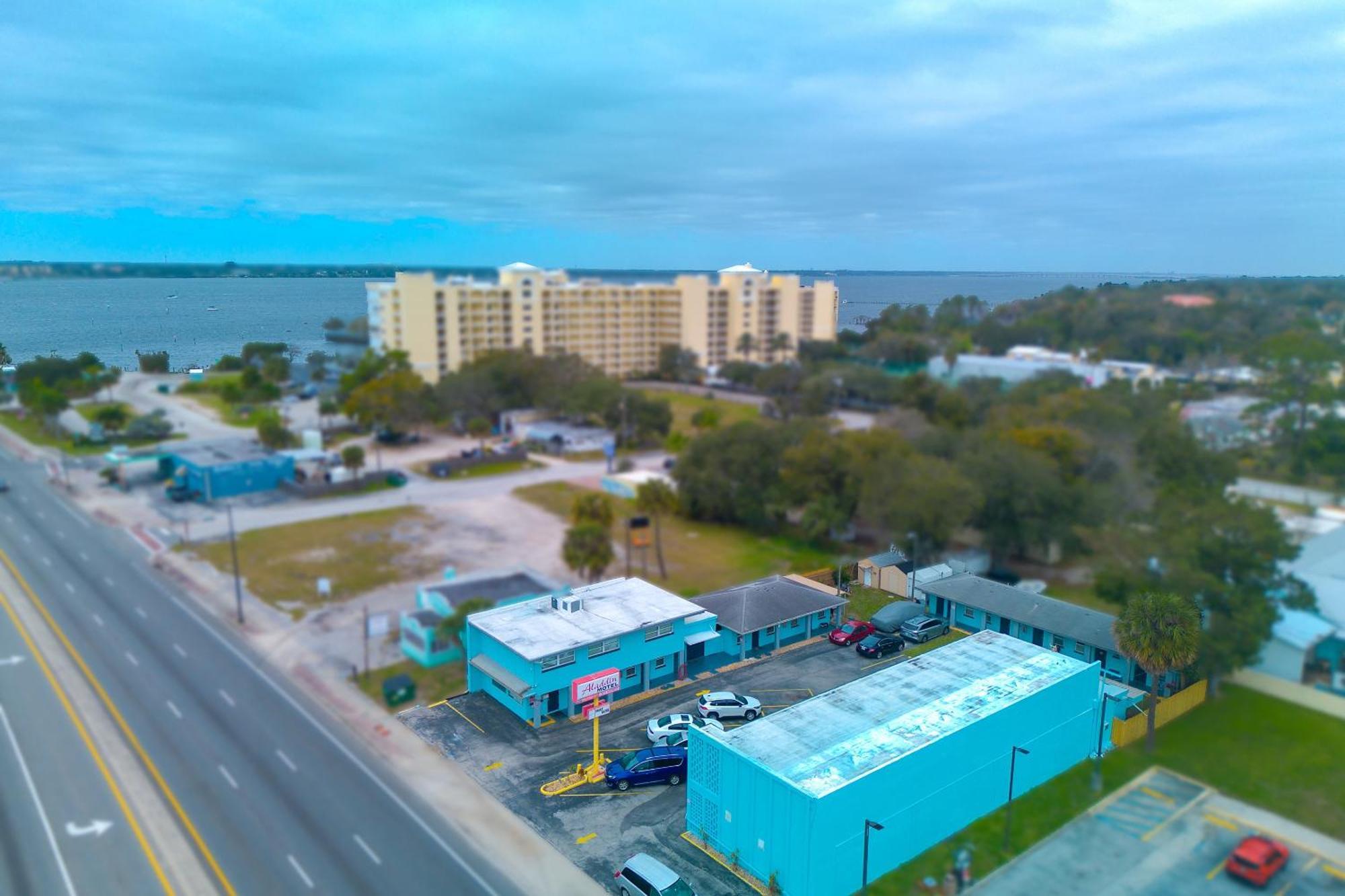 Aladdin Motel By Oyo Merritt Island Εξωτερικό φωτογραφία